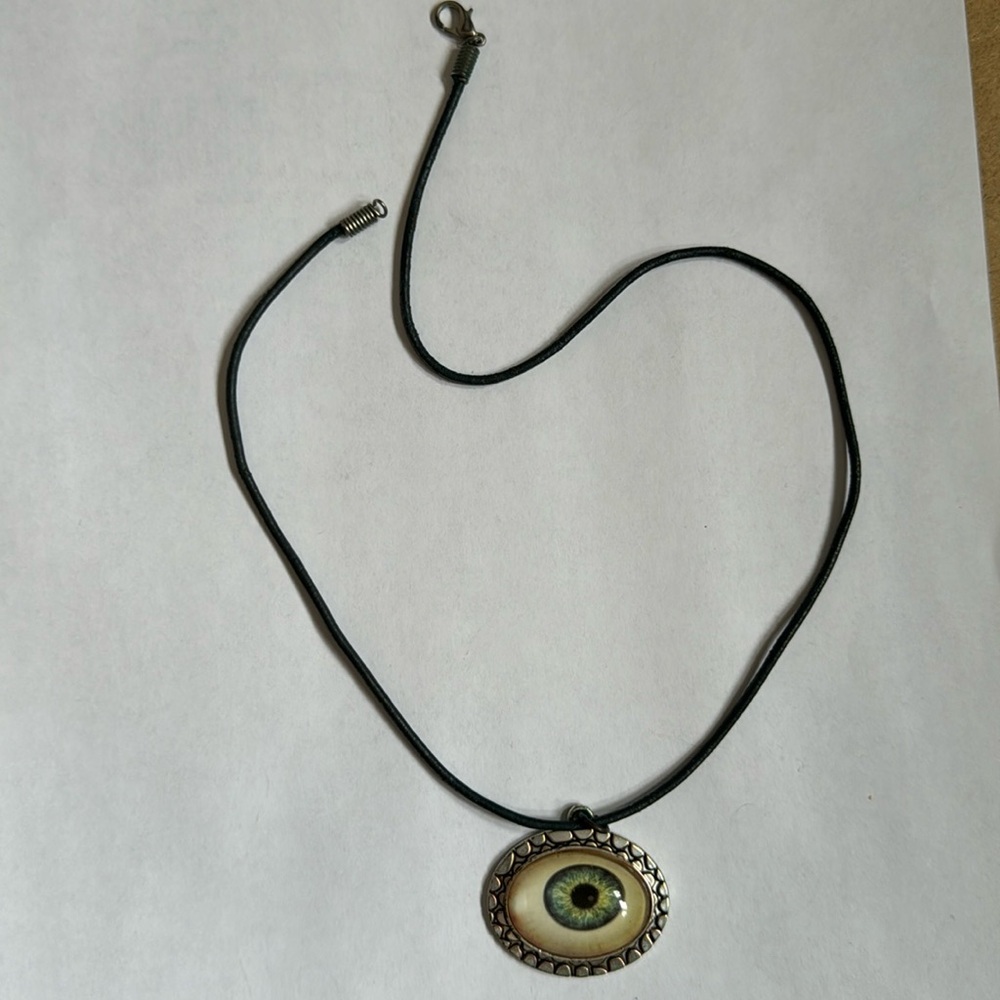 Eye necklace